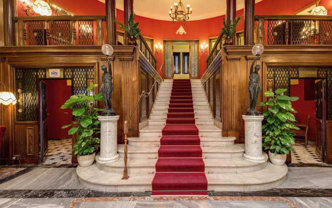 Hotel Grand Villa Politi | trap